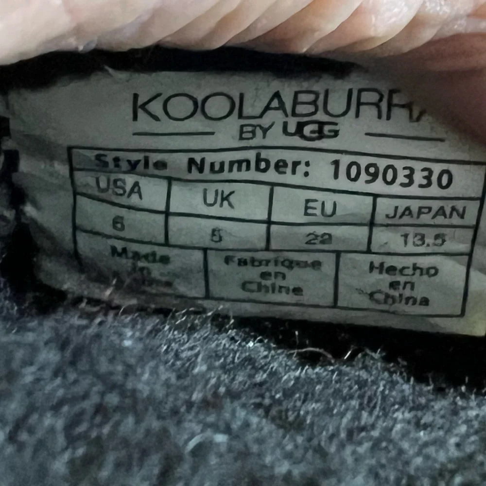 Koolaburra By Ugg Kids Victoria Short Boot Size Kids 6 Color Black